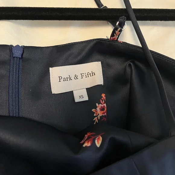 Park & Fifth Maxine Dress - Picture 4 of 5